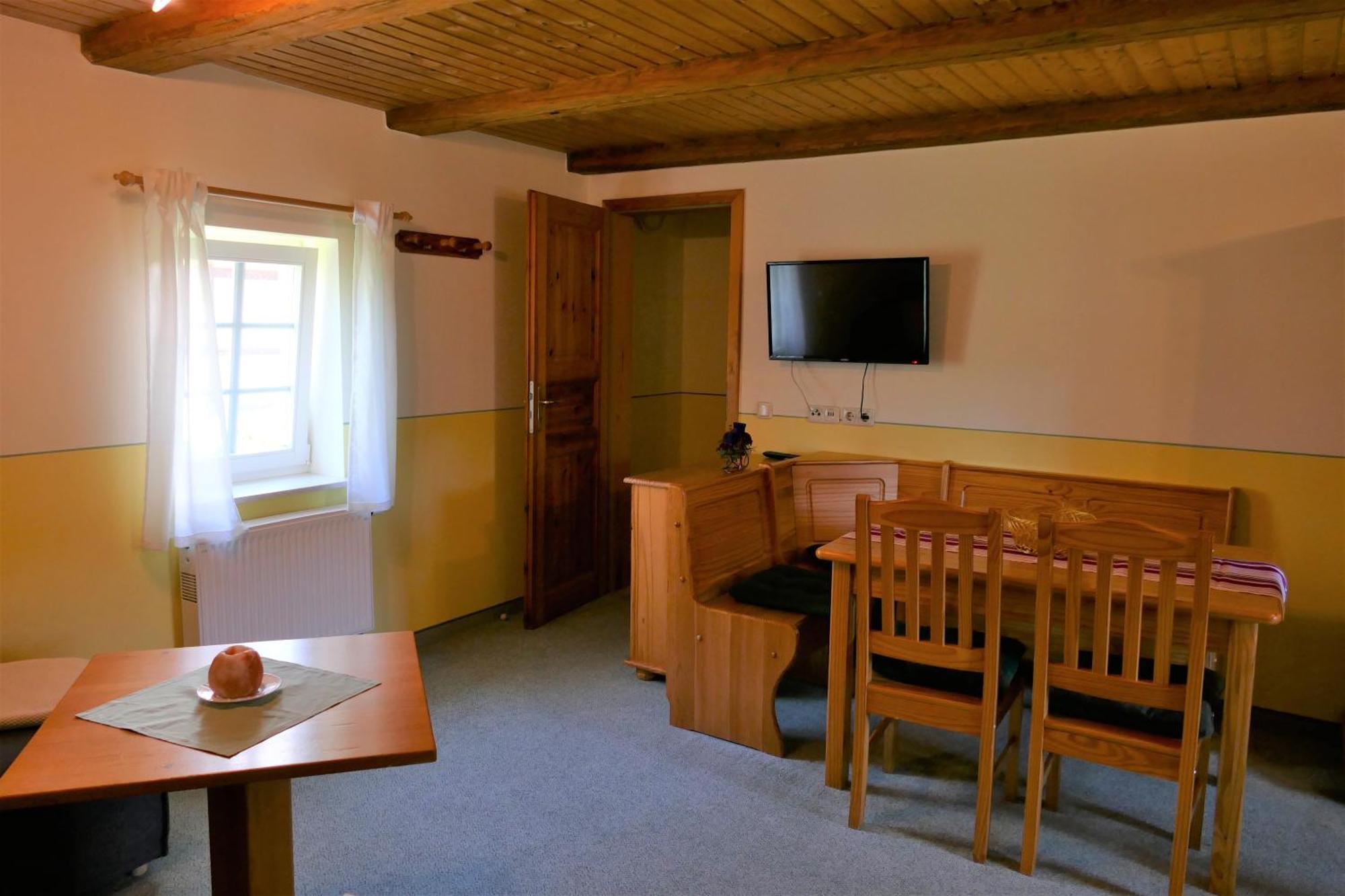 No.5 - Ferienwohnung Schkade Kleingiesshubel Habitación foto